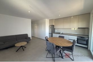 013 2035 386 Modern two bedroom apartment for rent