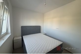 013 2035 386 Modern two bedroom apartment for rent