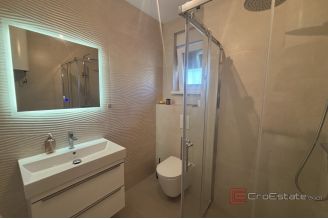 013 2035 386 Modern two bedroom apartment for rent