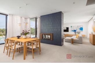 020 2061 13 Solta contemporary modern villa for sale