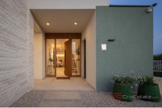 020 2061 13 Solta contemporary modern villa for sale