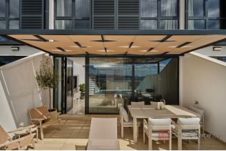 020 2056 16 Split Area Luxury apartment in a villa with private pool for sale