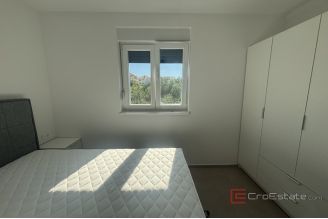 010 2035 387 Trogir Sunny two bedroom apartment for rent
