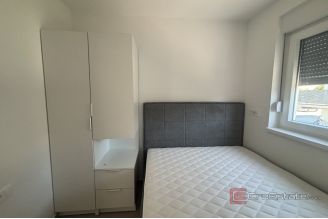 010 2035 387 Trogir Sunny two bedroom apartment for rent