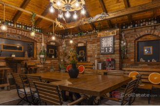 019 1032 09 Zagreb area luxury estate in Medvednica nature park for sale