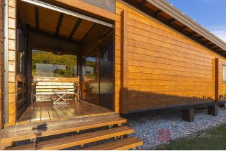 019 1032 09 Zagreb area luxury estate in Medvednica nature park for sale