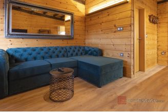 019 1032 09 Zagreb area luxury estate in Medvednica nature park for sale