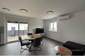 014 2035 388 Trogir Two bedroom apartment in a new building rent