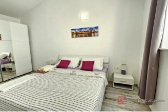 010 1014 54 labin duplex house with swimming pool for sale