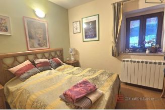 011 1014 55 Porec Stone house with pool for sale