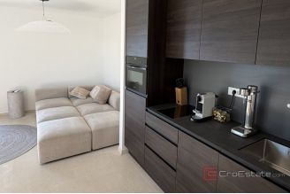 014 5523 30 Omis Detached house with a sea view for sale