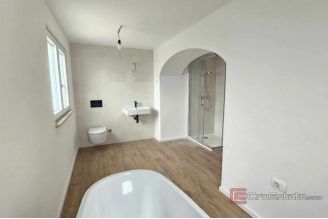 006 1014 57 Porec renovated house with sea view for sale
