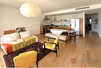 017 2046 195 Split Znjan Modern apartment with a sea view for sale