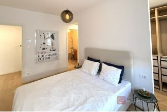 017 2046 195 Split Znjan Modern apartment with a sea view for sale