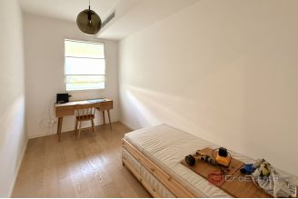017 2046 195 Split Znjan Modern apartment with a sea view for sale