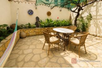 017 2051 71 Hvar stone house with two residential units for sale