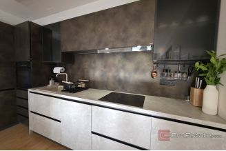 015 2061 14 Split Znjan modern apartment with garage in a desirable location for sale