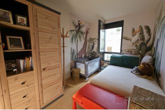 015 2061 14 Split Znjan modern apartment with garage in a desirable location for sale