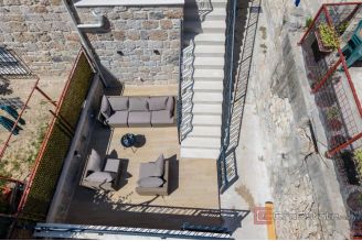 020 2046 196 Split Varos historic stone house with modern decoration for sale
