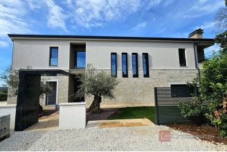 007 1014 60 Porec modern villa with sea view for sale