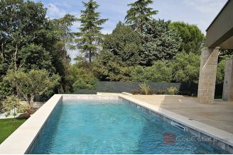 007 1014 60 Porec modern villa with sea view for sale