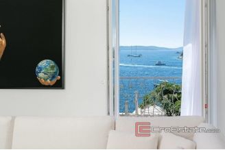 013 2056 20 Hvar Authentic luxury villa for sale