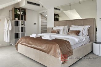 013 2056 20 Hvar Authentic luxury villa for sale
