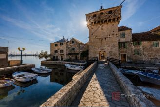 001 5525 30 kastela historic stone house by the sea for sale1