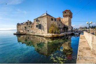 020 5525 30 kastela historic stone house by the sea for sale