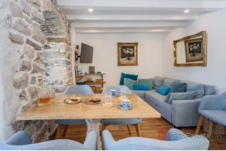 020 5525 30 kastela historic stone house by the sea for sale
