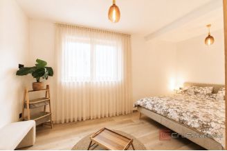013 2051 72 island hvar modern apartment with balcony and parking for sale