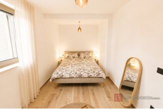 013 2051 72 island hvar modern apartment with balcony and parking for sale