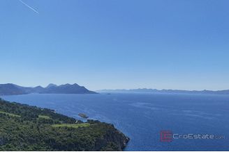 011 2052 130 Peljesac Land with sea access for sale