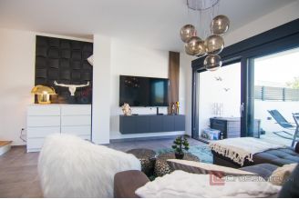 013 1021 65 Krk modern house with pool for sale