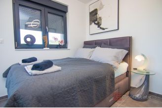 013 1021 65 Krk modern house with pool for sale