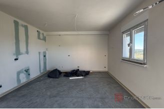006 2035 391 Trogir One bedroom apartment with garden and a sea view for sale