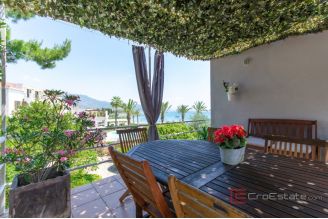 026 2011 106 peljesac house in the first row to the sea for sale