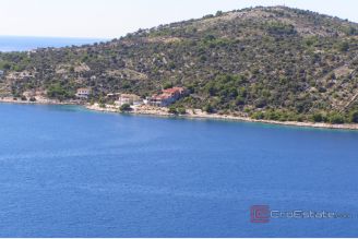 001 5527 30 Rogoznica Building land in the second row to the sea for sale