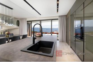 018 1021 66 Krk modern villa with pool and sea view for sale