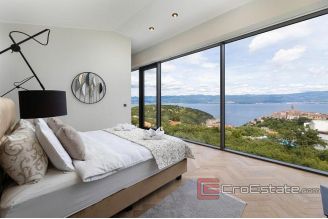018 1021 66 Krk modern villa with pool and sea view for sale