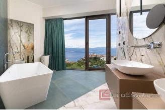 018 1021 66 Krk modern villa with pool and sea view for sale