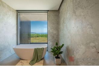 020 1021 64 Pula villa with pool and sea view for sale