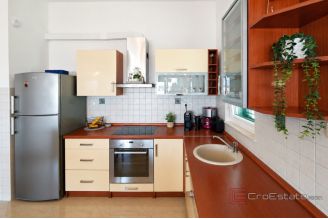 015 2051 73 island ciovo apartment with balcony and parking space for sale