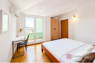 015 2051 73 island ciovo apartment with balcony and parking space for sale
