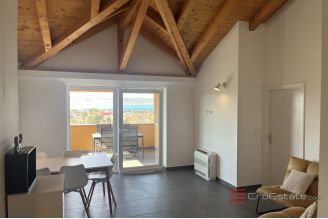 017 5529 30 Zadar area apartment house with sea view for sale