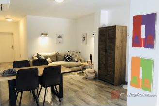 017 5529 30 Zadar area apartment house with sea view for sale