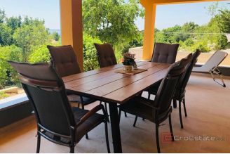 017 5529 30 Zadar area apartment house with sea view for sale