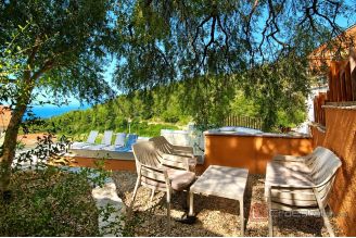 017 2051 74 island hvar stone house with swimming pool for sale