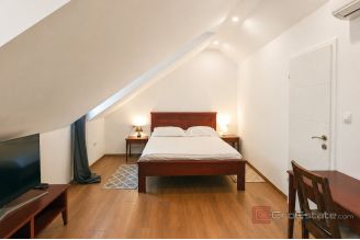 017 2051 74 island hvar stone house with swimming pool for sale