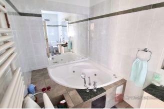 015 2121 01 Zadar spacious house with garden for sale